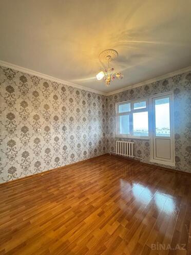 Продаётся 4-комн. вторичка 100 м², Хатаинский р., photo 1 from 9