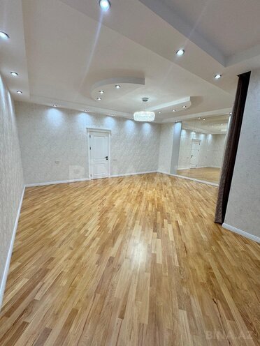 Satılır 4 otaqlı yeni tikili 155 m², 8-ci mikrorayon q., photo 6 from 25