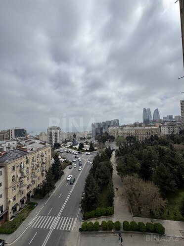 Satılır 5 otaqlı yeni tikili 220 m², İçəri Şəhər m., photo 1 from 30