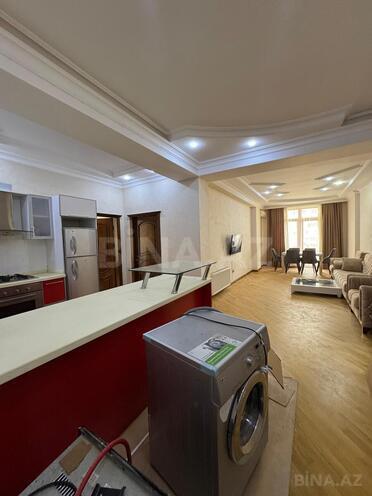 Продаётся 3-комн. новостройка 108 м², м. Элмляр Академиясы, photo 4 from 17