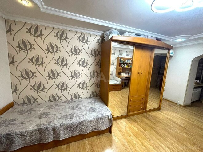 Продаётся 3-комн. вторичка 70 м², Низаминский  р., photo 9 from 30