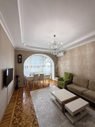 Satılır 3 otaqlı köhnə tikili 90 m², Nərimanov r., photo 1 from 15