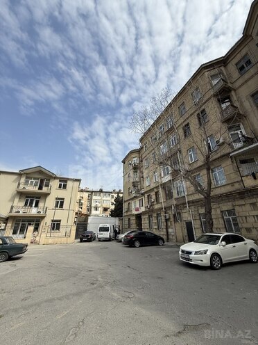 Satılır 3 otaqlı köhnə tikili 90 m², Nərimanov r., photo 4 from 15