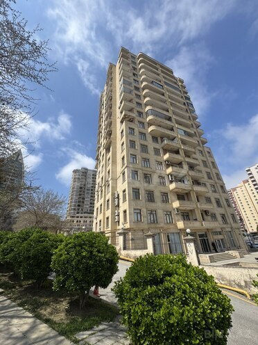 Satılır 3 otaqlı yeni tikili 107 m², İçəri Şəhər m., photo 1 from 13