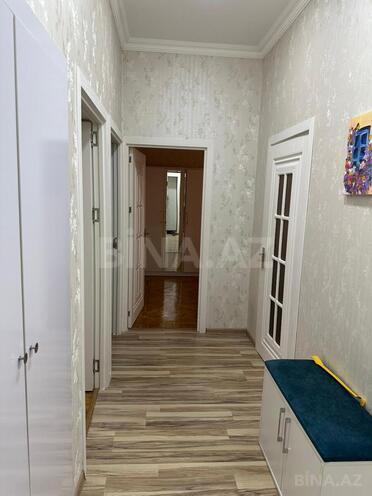 Продаётся 2-комн. новостройка 72 м², м. Кара Караев, photo 3 from 9