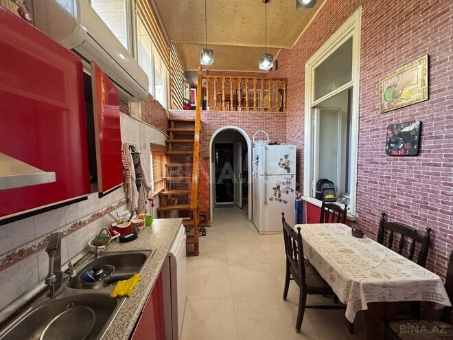 Satılır 4 otaqlı köhnə tikili 120 m², Sahil m., photo 23 from 30