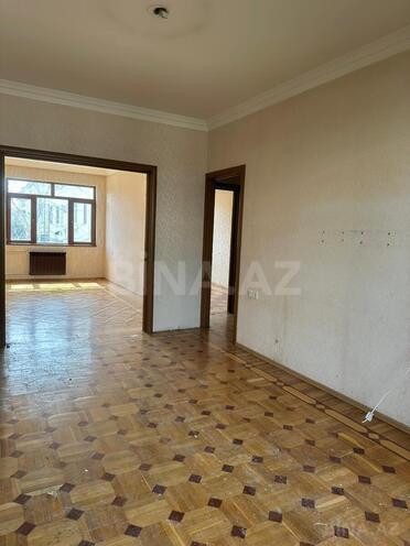 Продаётся 3-комн. вторичка 61 м², м. Гянджлик, photo 3 from 9