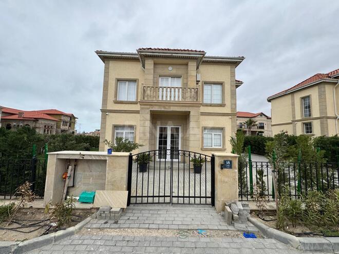 Продаётся 5-комн. дом/дача 250 м², пос. Sea Breeze, photo 1 from 32