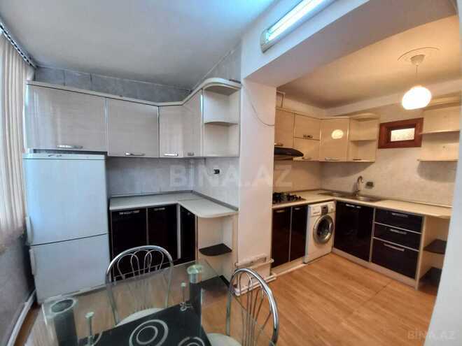 Сдаётся 2-комн. вторичка 70 м², м. Иншаатчылар, photo 7 from 11
