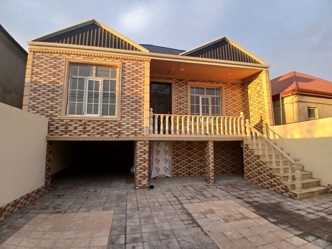 Продаётся 8-комн. дом/дача 148 м², пос. Бинагади, photo 1 from 20