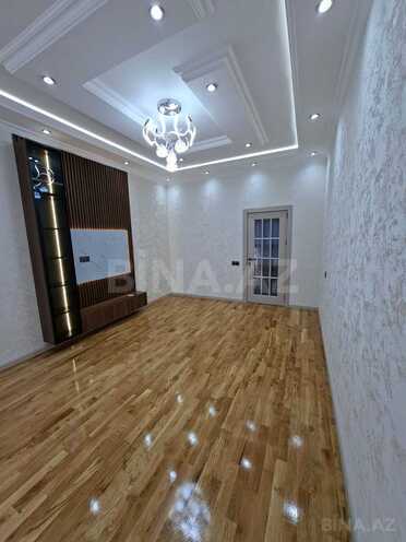 Продаётся 3-комн. новостройка 82 м², м. Кара Караев, photo 1 from 18