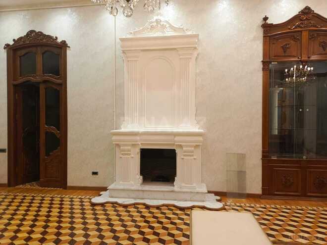 Satılır 5 otaqlı köhnə tikili 250 m², Sahil m., photo 11 from 13