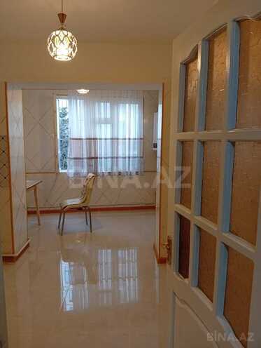 Satılır 2 otaqlı köhnə tikili 60 m², İnşaatçılar m., photo 14 from 29