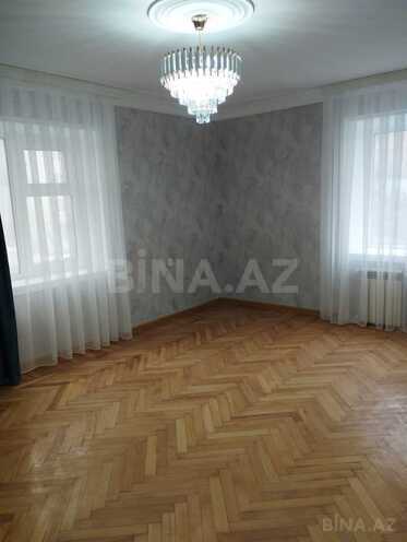 Satılır 2 otaqlı köhnə tikili 60 m², İnşaatçılar m., photo 22 from 29