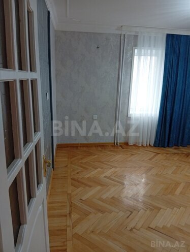 Satılır 2 otaqlı köhnə tikili 60 m², İnşaatçılar m., photo 10 from 29