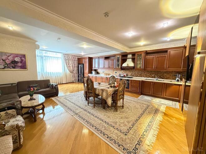 Satılır 5 otaqlı yeni tikili 235 m², 28 May m., photo 6 from 20