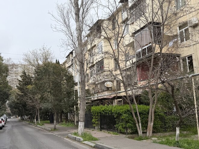 Satılır 2 otaqlı köhnə tikili 62 m², Yasamal q., photo 20 from 21