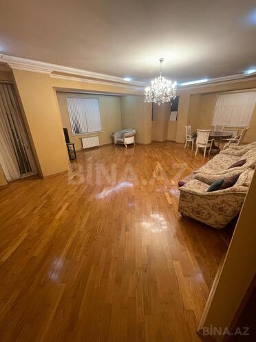 Satılır 3 otaqlı yeni tikili 165 m², 28 May m., photo 1 from 12