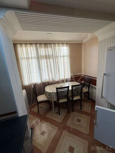 Сдаётся 3-комн. вторичка 80 м², м. Низами, photo 9 from 13