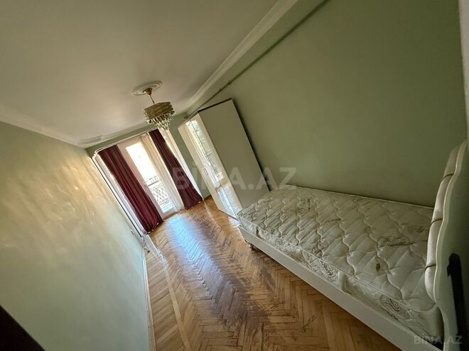 Сдаётся 3-комн. вторичка 80 м², м. Низами, photo 11 from 13