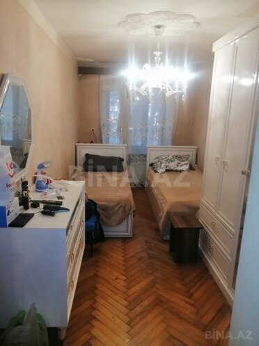 Satılır 3 otaqlı köhnə tikili 74 m², Elmlər Akademiyası m., photo 6 from 7