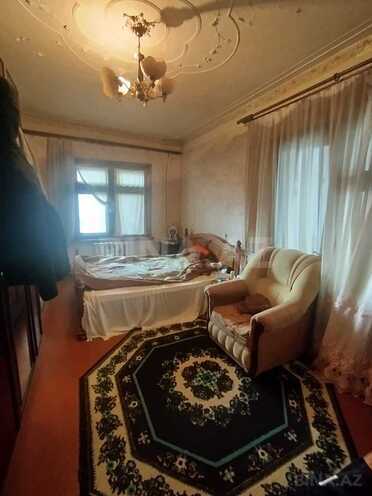 Продаётся 3-комн. вторичка 80 м², м. Нефтчиляр, photo 1 from 12