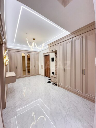 Продаётся 4-комн. новостройка 195 м², м. 28 мая, photo 1 from 21