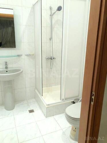 İcarəyə verilir 4 otaqlı yeni tikili 230 m², 28 May m., photo 21 from 27