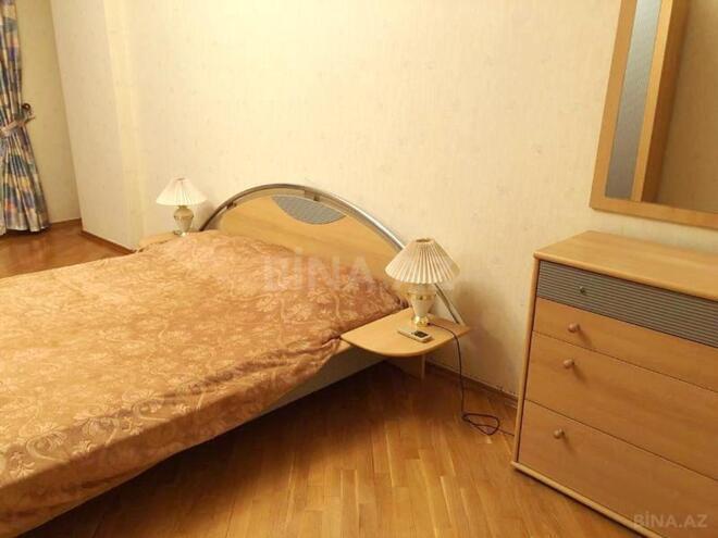 İcarəyə verilir 4 otaqlı yeni tikili 230 m², 28 May m., photo 24 from 27