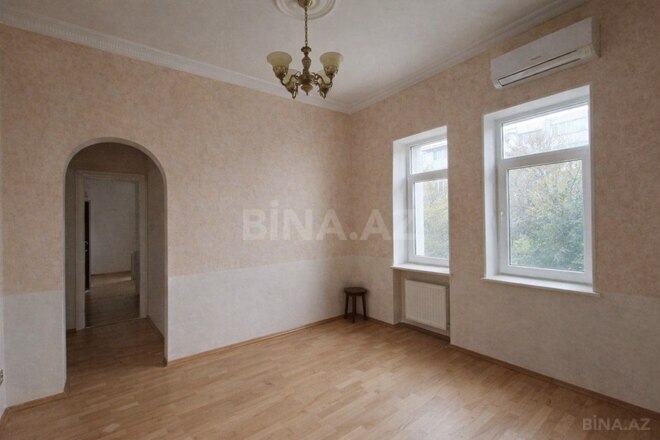 Satılır 12 otaqlı həyət evi/bağ evi 650 m², Nəsimi m., photo 9 from 20