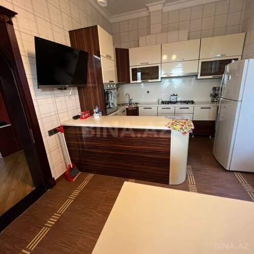 İcarəyə verilir 5 otaqlı həyət evi/bağ evi 400 m², Novxanı q., photo 6 from 10