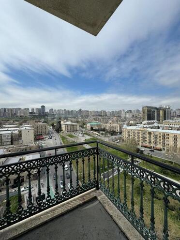 Satılır 4 otaqlı yeni tikili 246 m², Nizami m., photo 9 from 14
