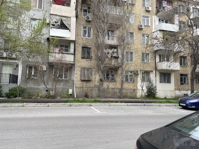 Satılır 1 otaqlı köhnə tikili 35 m², Elmlər Akademiyası m., photo 1 from 7