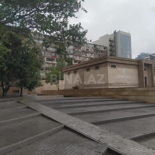 Satılır 1 otaqlı köhnə tikili 25 m², Bayıl q., photo 1 from 8