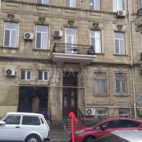 Satılır 1 otaqlı köhnə tikili 25 m², Bayıl q., photo 4 from 8