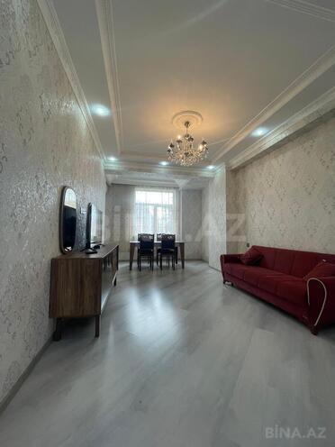 Продаётся 2-комн. новостройка 75 м², м. Кара Караев, photo 1 from 11