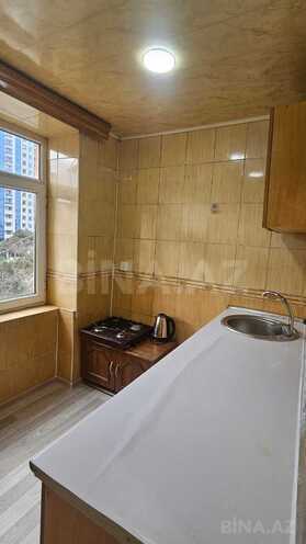 Satılır 2 otaqlı köhnə tikili 50 m², Qara Qarayev m., photo 10 from 19