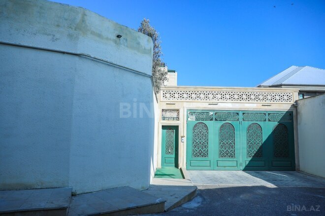 Продаётся 10-комн. дом/дача 1 000 м², м. Насими, photo 8 from 32