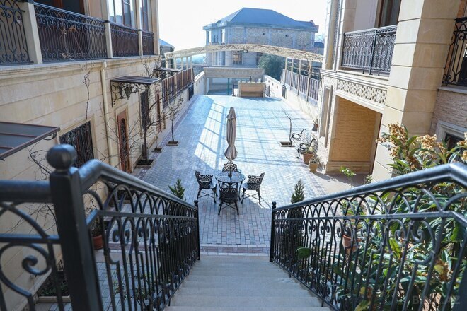 Продаётся 10-комн. дом/дача 1 000 м², м. Насими, photo 6 from 32