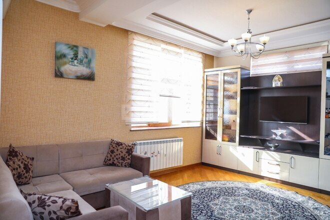 Продаётся 10-комн. дом/дача 1 000 м², м. Насими, photo 18 from 32