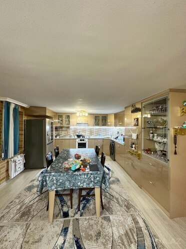 Satılır 5 otaqlı həyət evi/bağ evi 280 m², Qaraçuxur q., photo 7 from 20