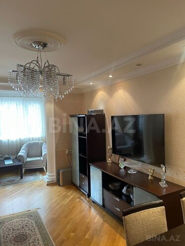 Продаётся 3-комн. вторичка 76 м², м. Низами, photo 13 from 16