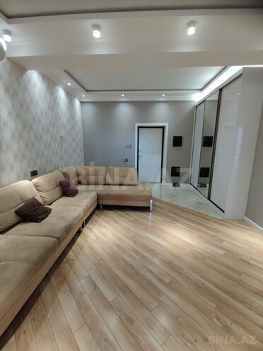 Продаётся 3-комн. новостройка 95 м², м. Кара Караев, photo 1 from 28