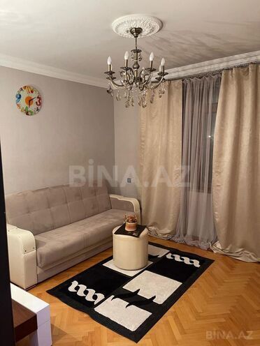 Сдаётся 2-комн. вторичка 55 м², м. 8 ноября, photo 1 from 26