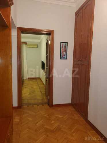 İcarəyə verilir 2 otaqlı köhnə tikili 65 m², Sahil m., photo 16 from 18