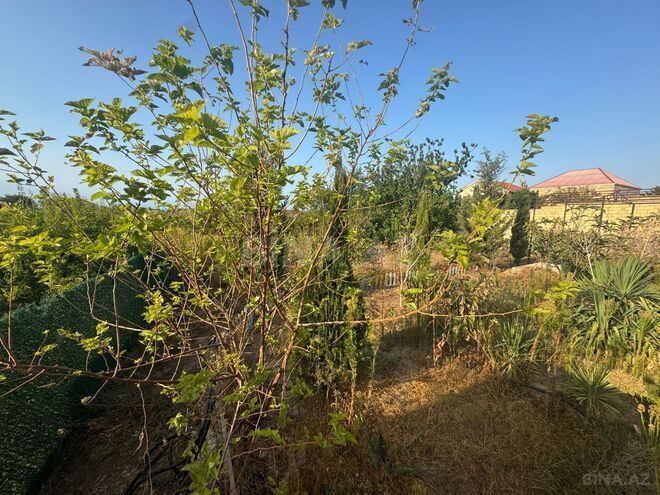 Satılır 4 otaqlı həyət evi/bağ evi 110 m², Novxanı q., photo 1 from 16