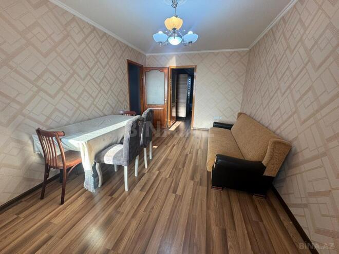 Сдаётся 2-комн. вторичка 55 м², м. Кара Караев, photo 1 from 9