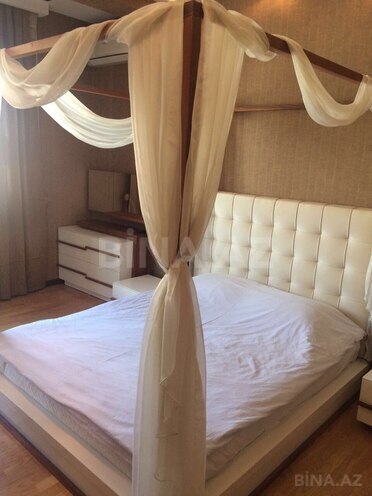 Сдаётся 3-комн. вторичка 90 м², м. Сахил, photo 20 from 31