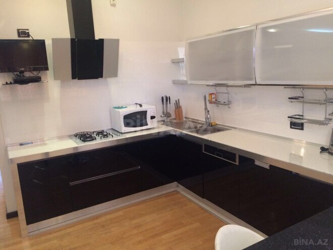 Сдаётся 3-комн. вторичка 90 м², м. Сахил, photo 26 from 31