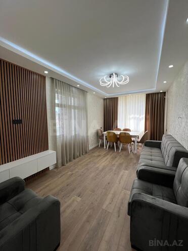 Satılır 2 otaqlı köhnə tikili 65 m², Əhmədli m., photo 1 from 14
